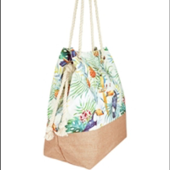 Tropical Pineapple Hibiscus Sandbag - Picture 2 of 4